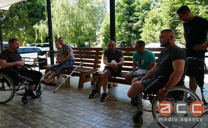 Німецька делегація відвідала обласну лікарню Чернівців